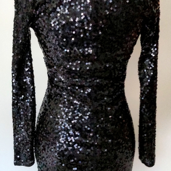 Express Dress - Picture 5 of 7